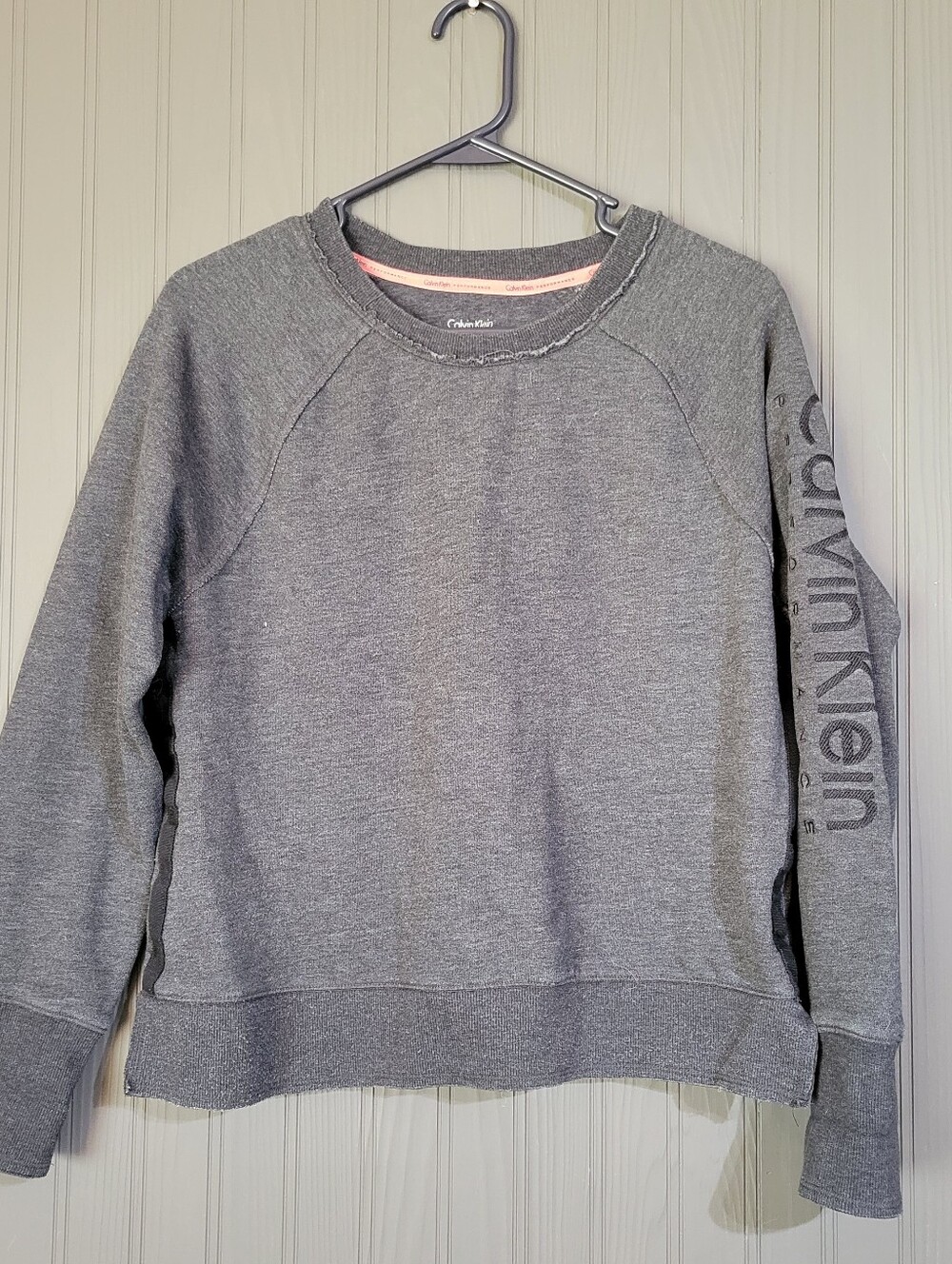 Calvin Klein Performance Raglan Crewneck Sweatshirt Pullover Gray Women's Large